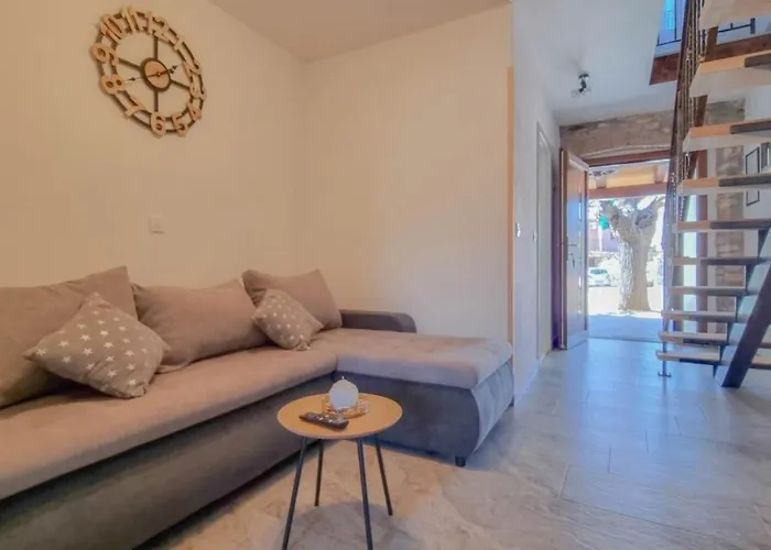 Casa Mora *