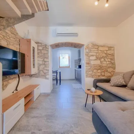 Casa Mora Novigrad (Istria)