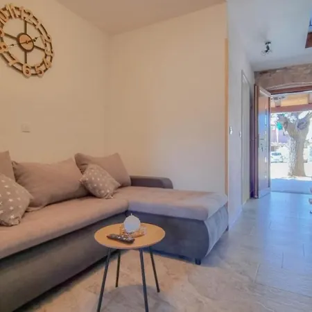 Casa Mora *