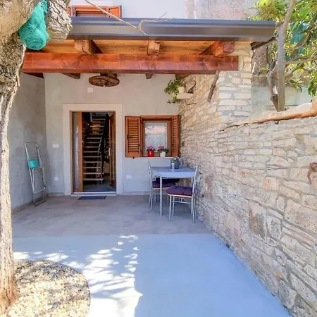 Casa Mora