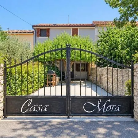 Apartman Casa Mora *