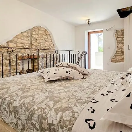 Casa Mora