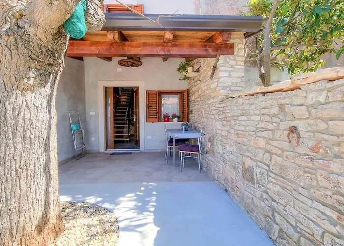 Casa Mora